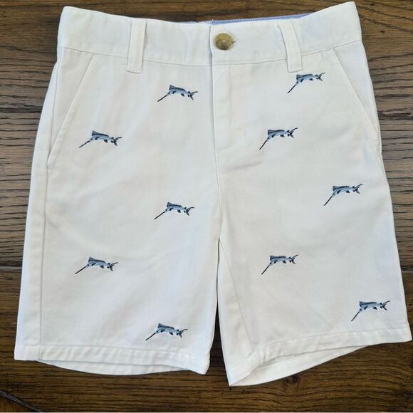 Janie and Jack 5 White Sword Fish Embroidered Shorts - Picture 1 of 4